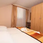 Appartement By The Sea Vinisce, Trogir - 11856
