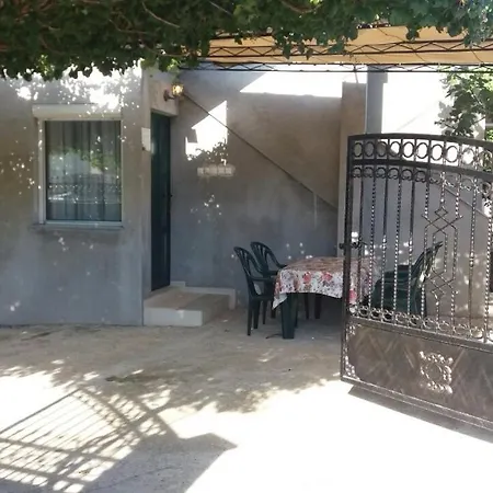 By The Sea Vinisce, Trogir - 11856 Apartman *