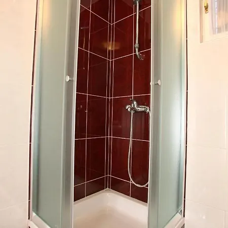 Apartman By The Sea Vinisce, Trogir - 11856 *